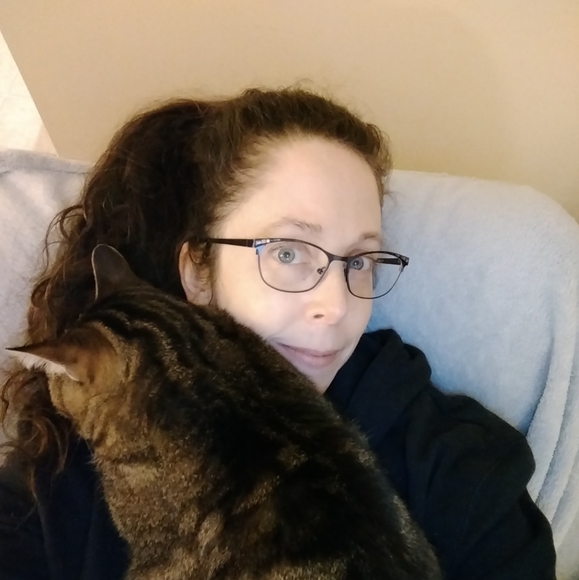 Meet your Posher, Ronda - Picture 7 of 8